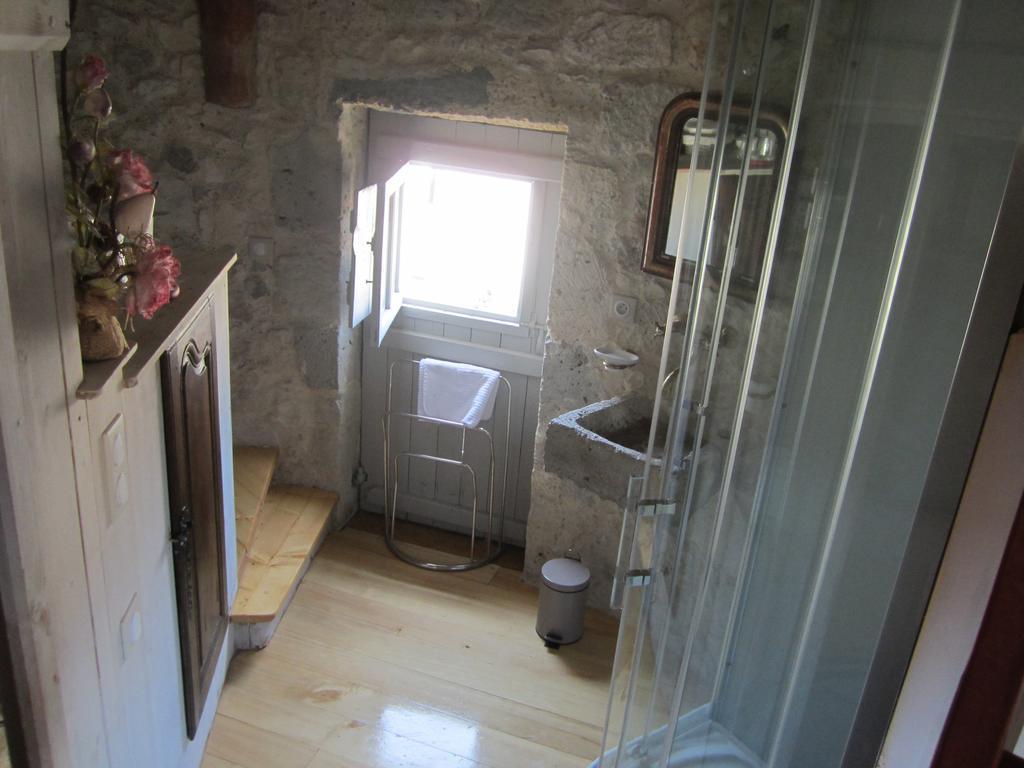 Chambre D'Hotes La Tour De Brazalem Nérac Rom bilde